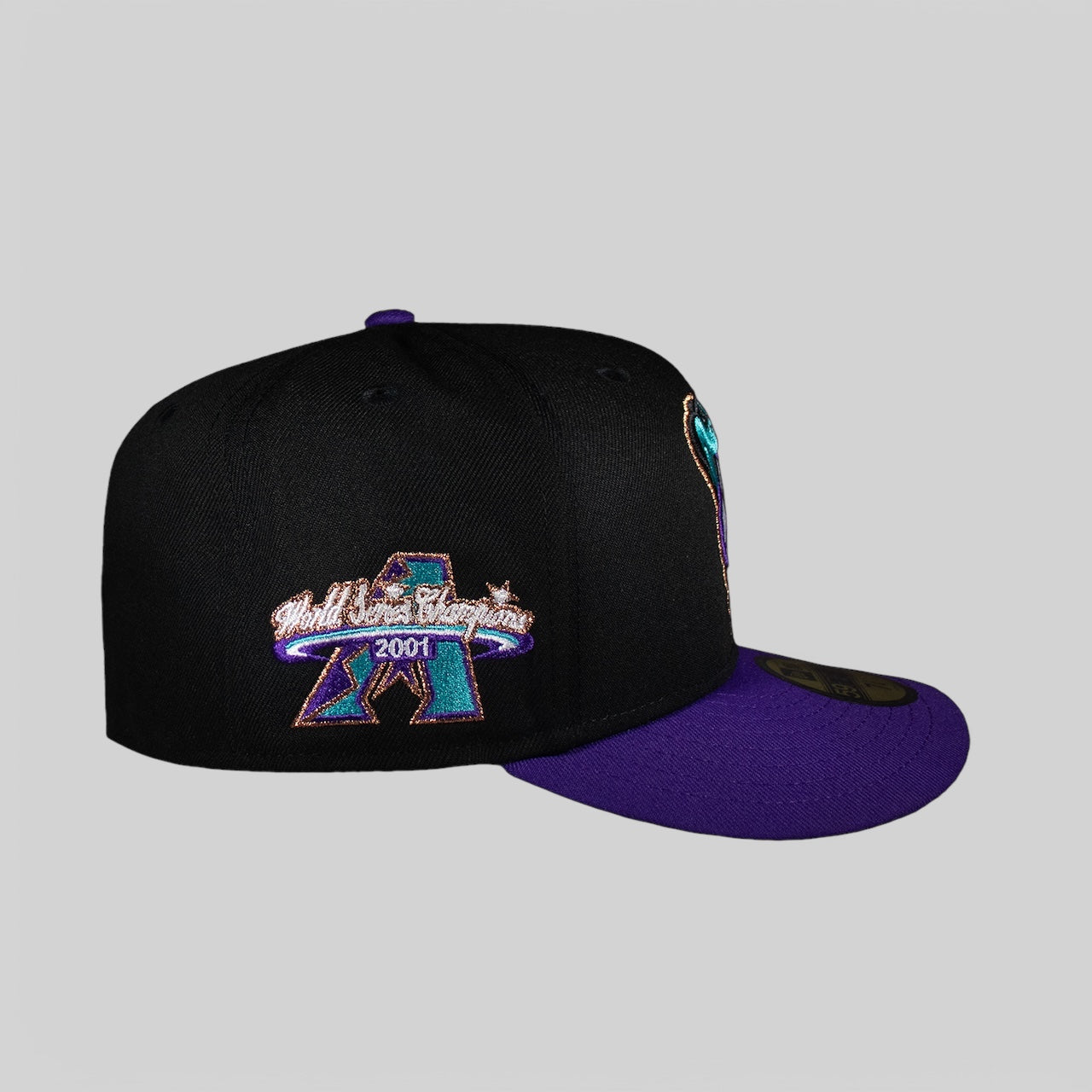 Arizona Diamond Backs Black and Purple "Snake Logo" 2001 World Series