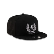 New Era Cap Laurel Wreath Black 9FIFTY Snapback Hat