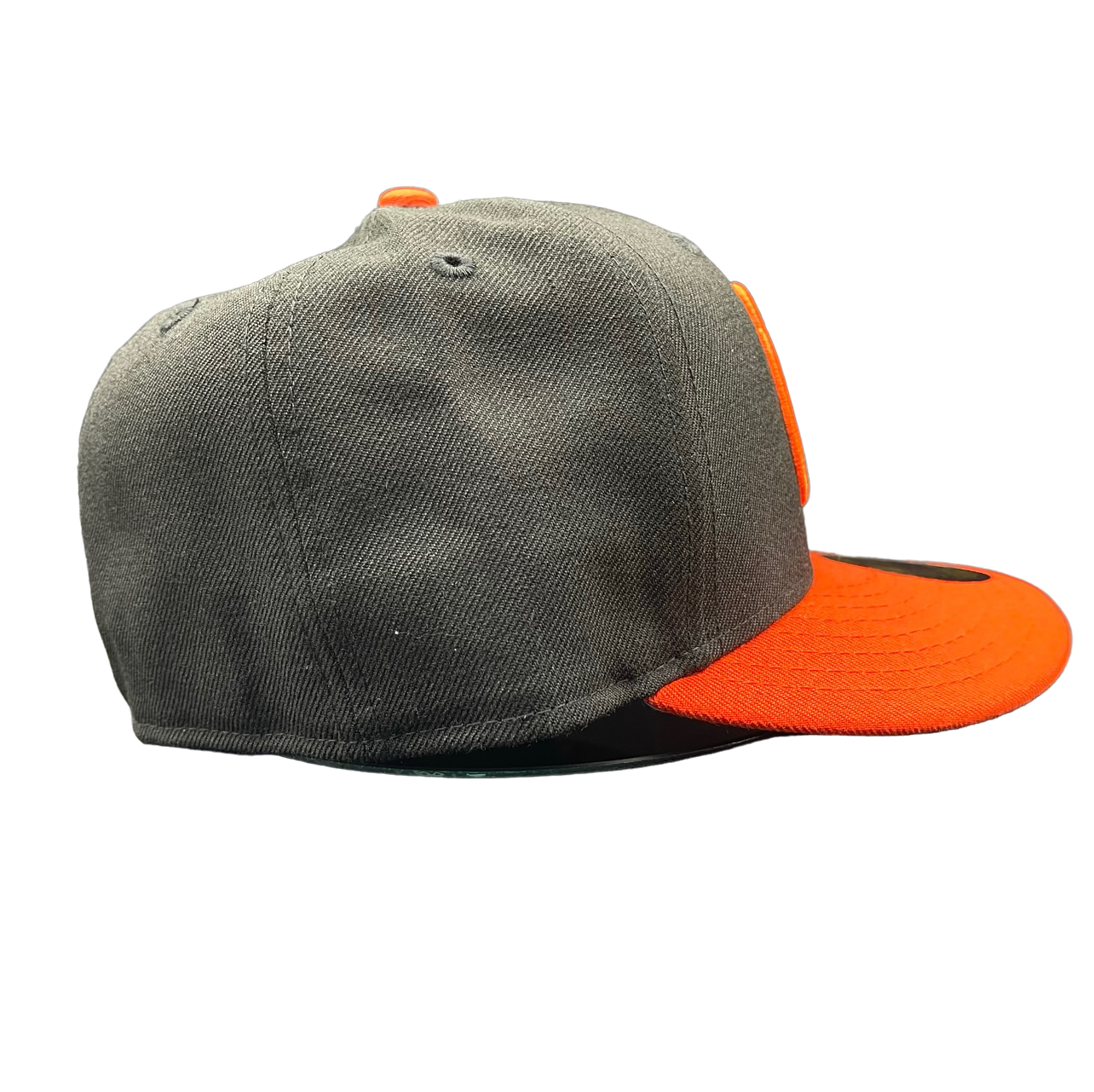 BALT. ORIOLES 2T BLACK+ORANGE GREY UV “O”