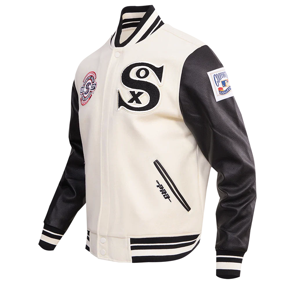 Chicago White Sox Crème Varsity Jacket