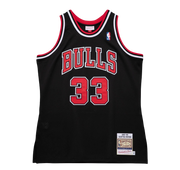 Chicago Bulls Black Alter. 97-98 Exclusive Pippen Jersey